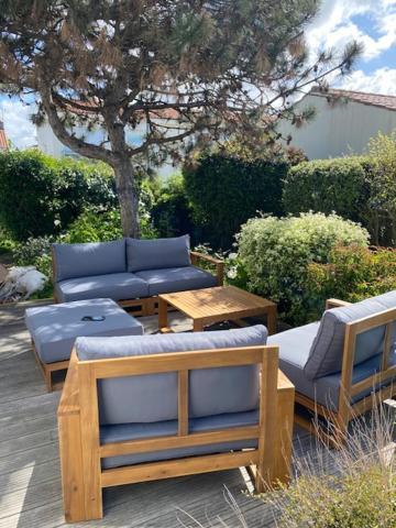 Maison Centre Ville Avec Jardin , Terrasse, Et Garage Velos La Rochelle  Eksteriør billede